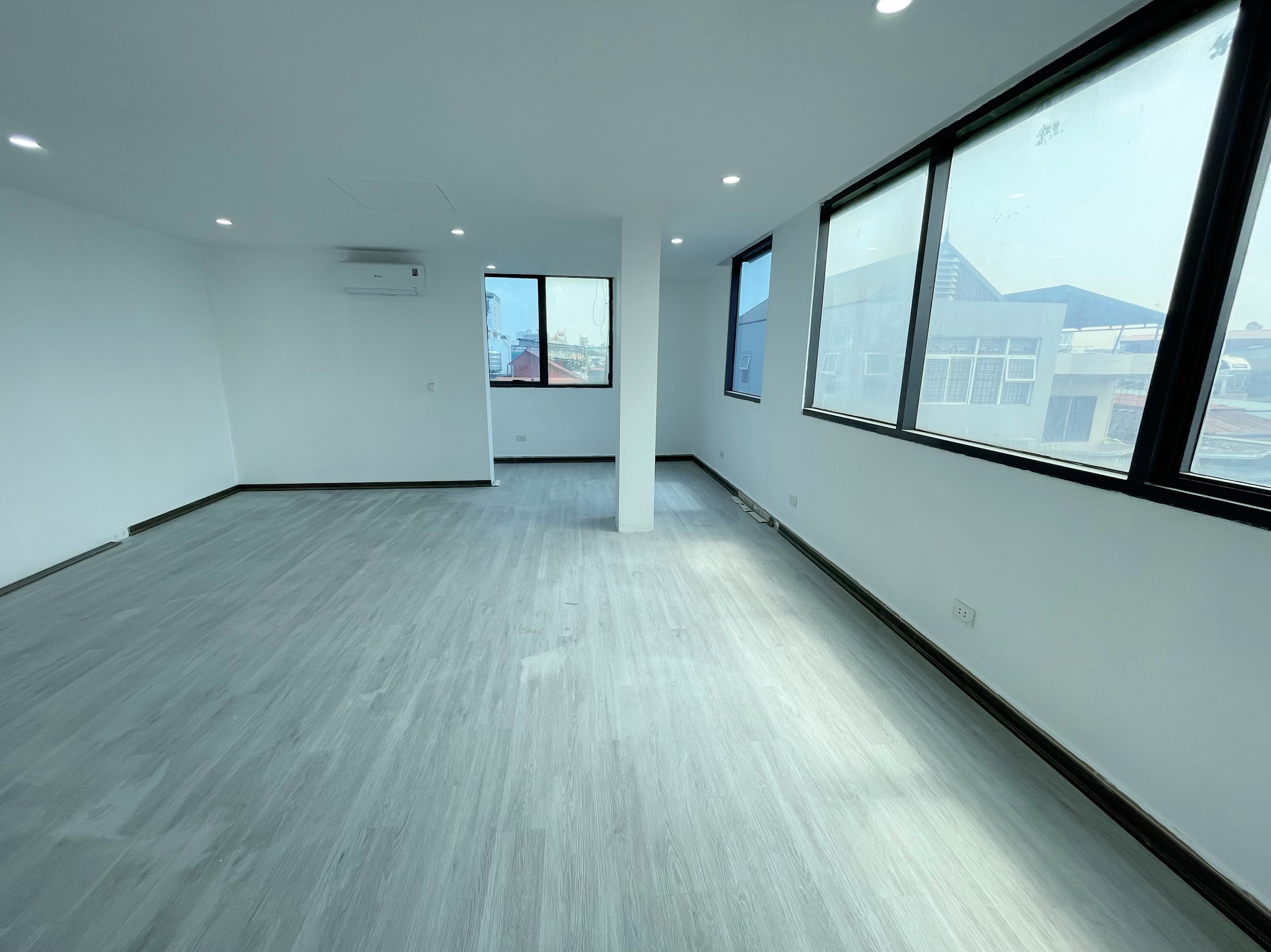 UpOffice số 1/43 Kim Đồng, Phường Tương Mai, TP Hà Nội - ảnh 3