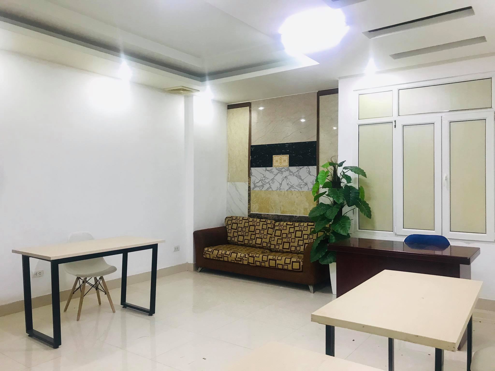 UpOffice số 25/24 Hoàng Quốc Việt, Phường Nghĩa Đô - ảnh 3