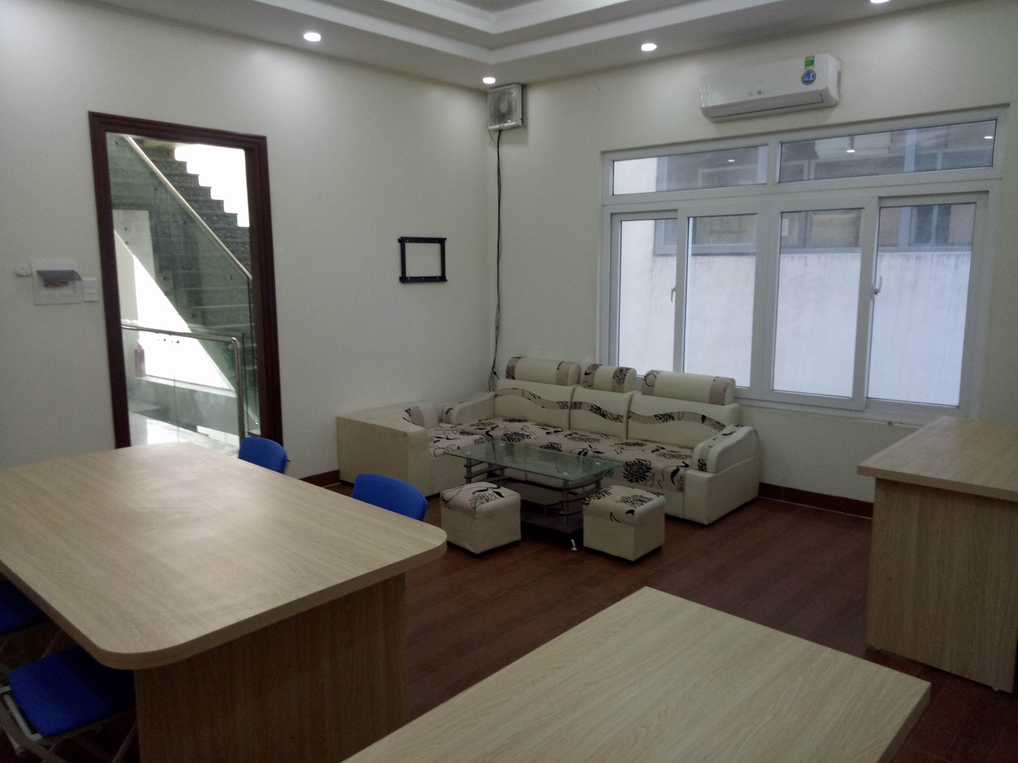 UpOffice số 146 Hoàng Quốc Việt, Phường Nghĩa Đô, Hà Nội - ảnh 2