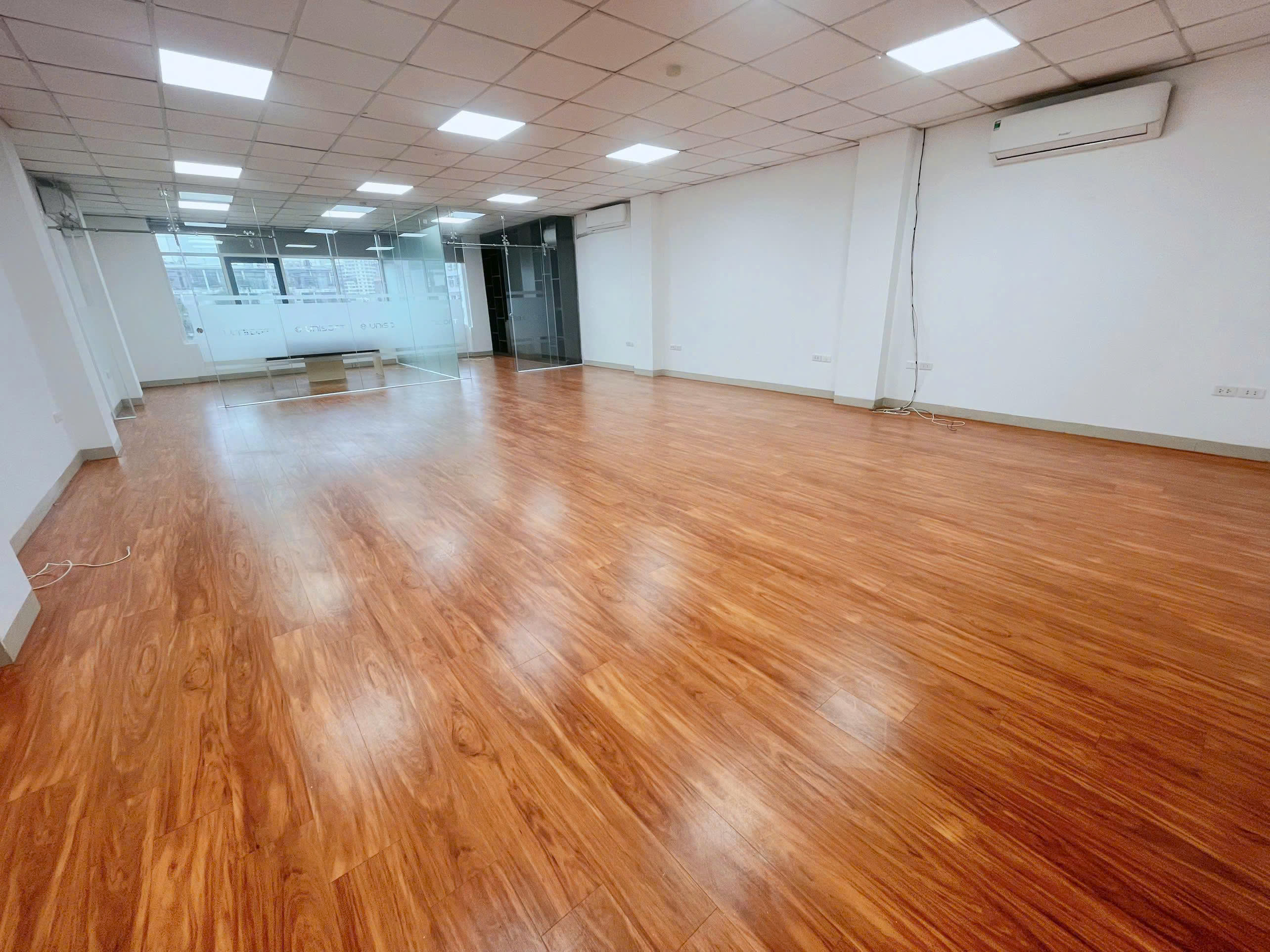 Mặt bằng kinh doanh, cửa hàng số 9/75 Trần Thái Tông, Phường Cầu Giấy, Hà Nội - ảnh 3