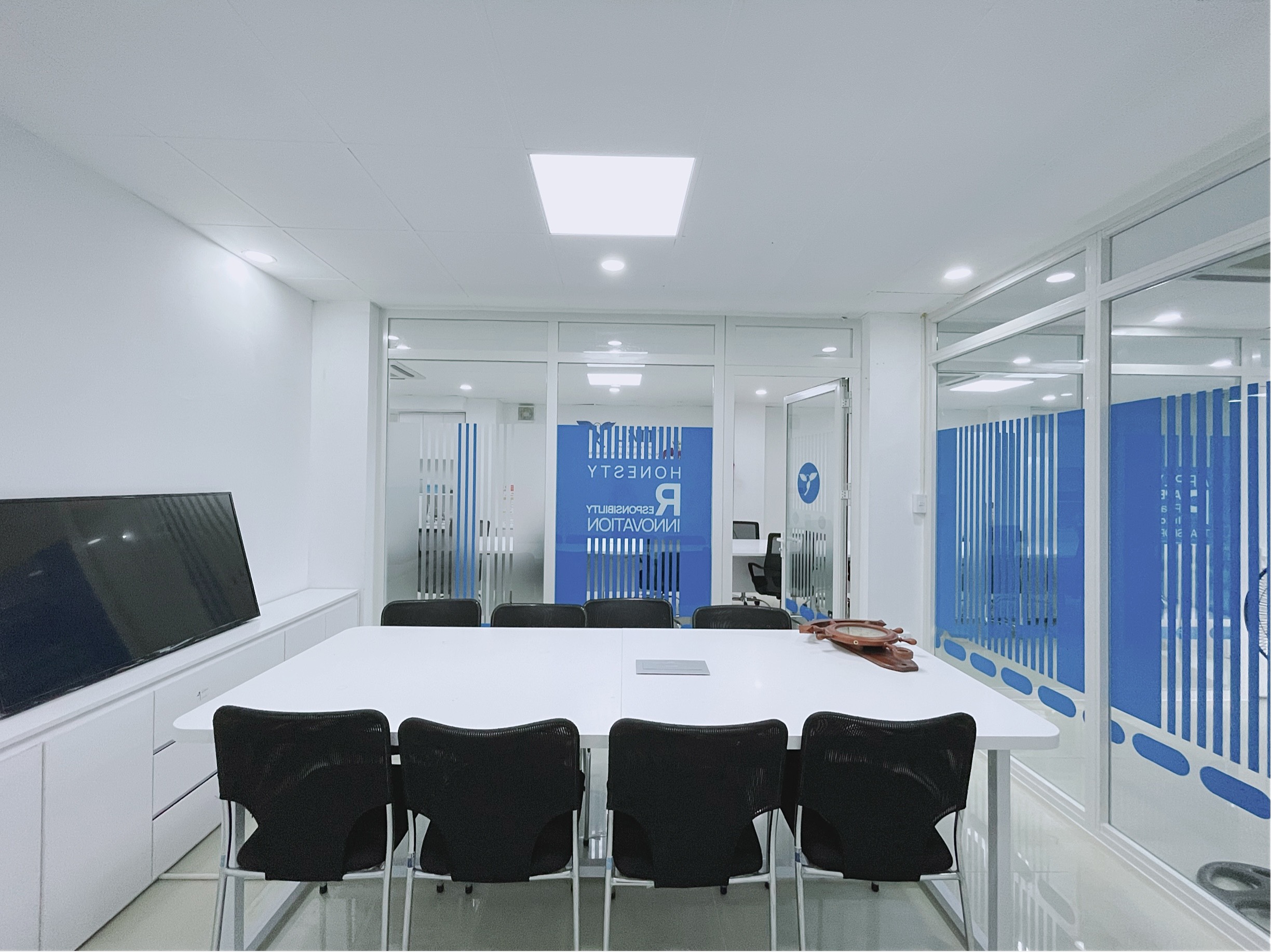 UpOffice số 96 Nguyễn Đình Hoàn, Phường Nghĩa Đô, Hà Nội - ảnh 4