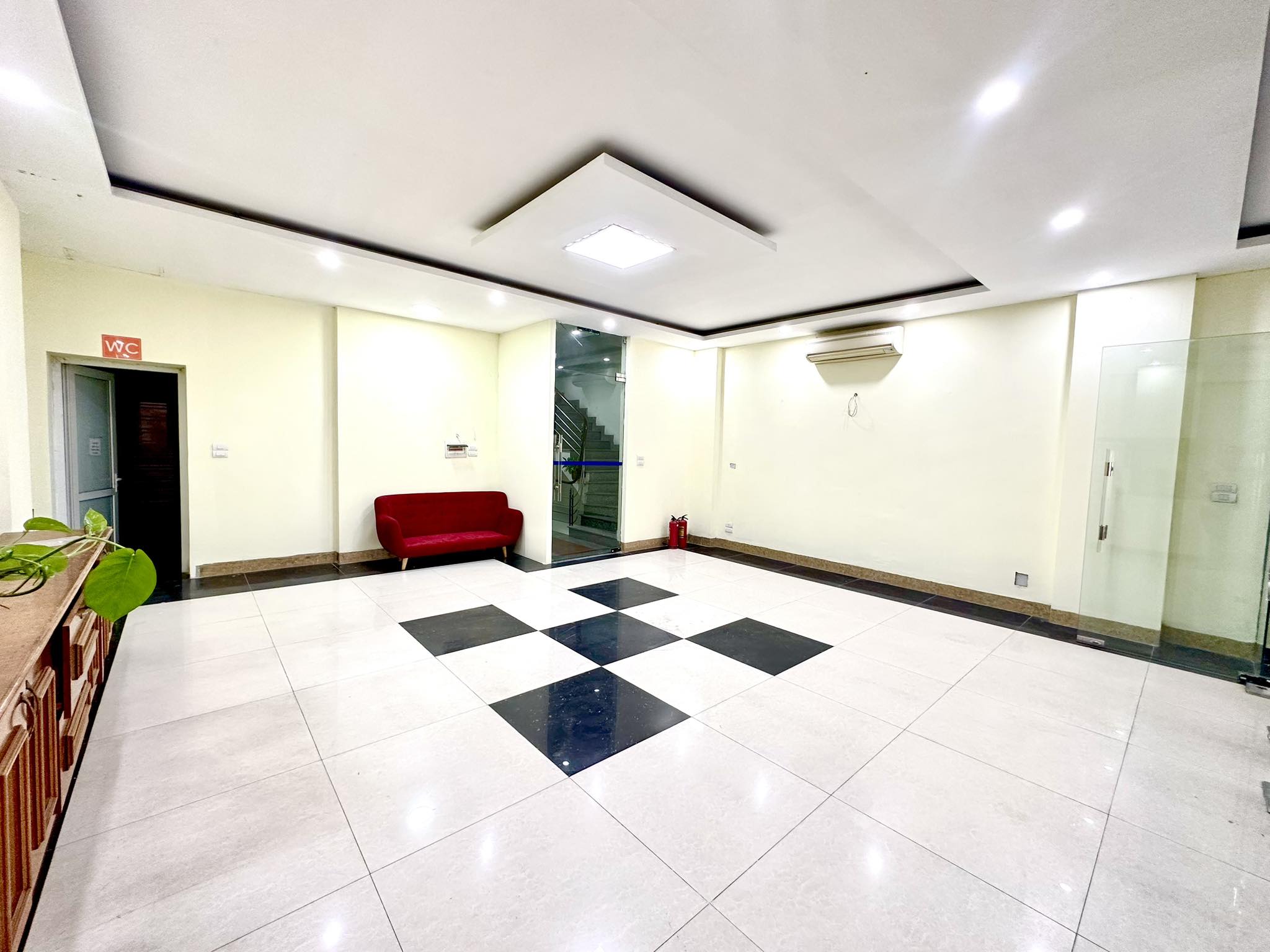 Mặt bằng kinh doanh, cửa hàng số 88/203 Hoàng Quốc Việt, Phường Nghĩa Đô, Hà Nội - ảnh 2